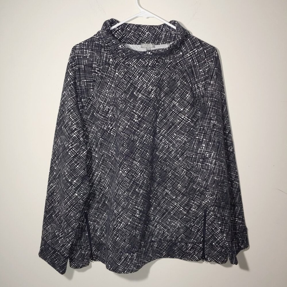 Talbots Performance Turtle Neck Black White Graphic Print Pullover Sz XL